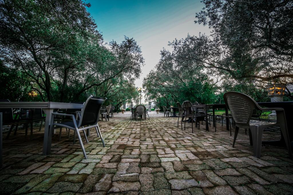 Отель Castellu Rossu Люссиана Экстерьер фото